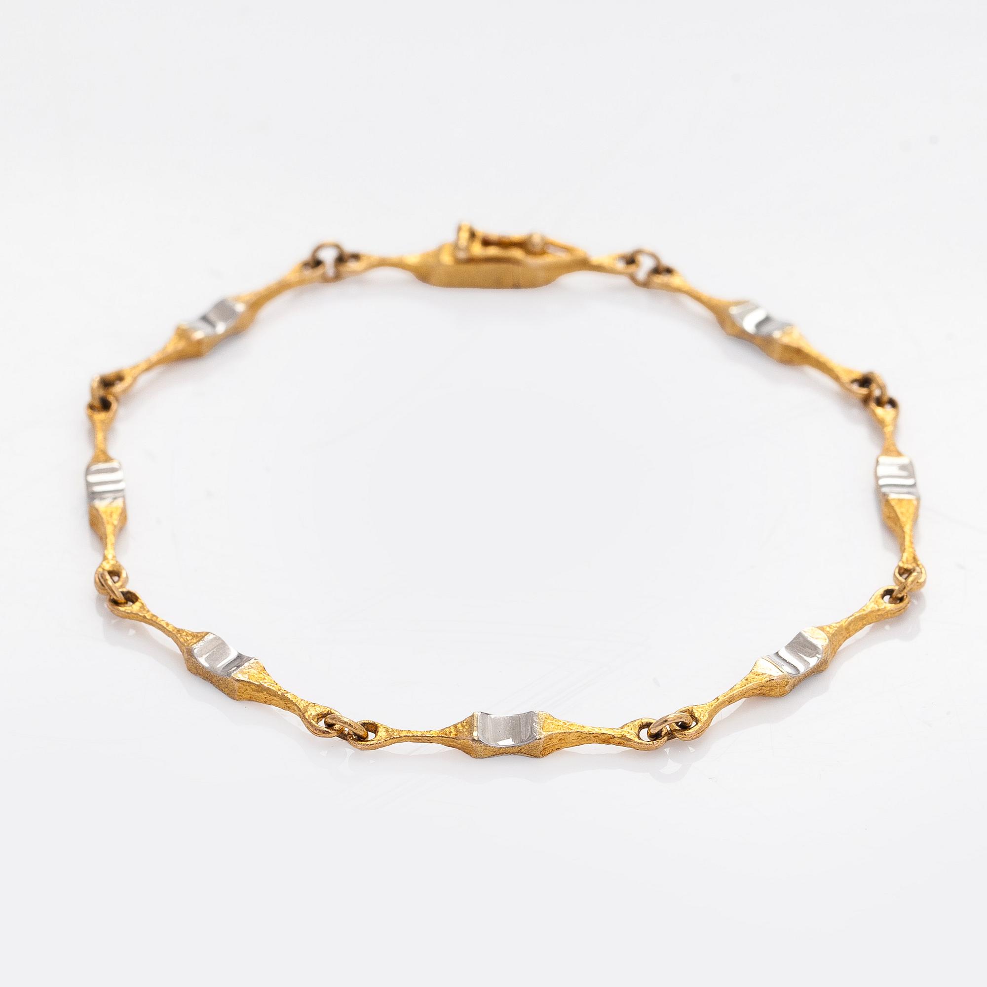 Björn Weckström, a 14K gold and platinum bracelet 'Arabesque' for Lapponia 1992.