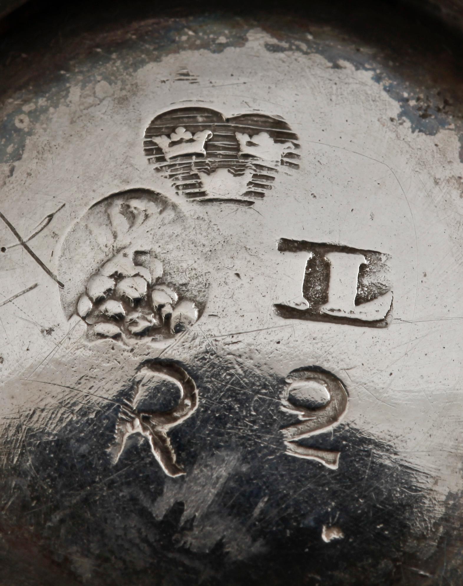 BÄGARE, 2 st, silver, bl a Johan Leffler, Falun, 1799. Totalvikt ca 80 gram.