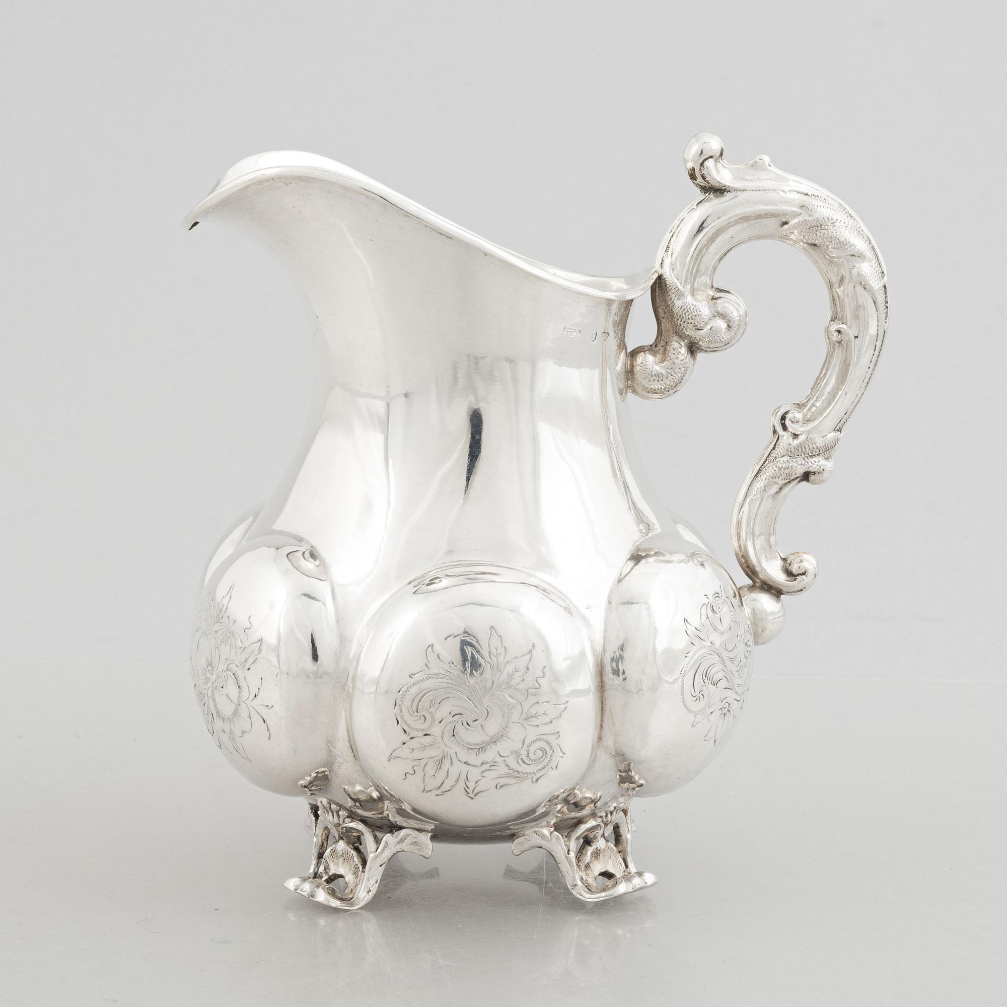 Pehr Fredrik Palmgren, mjölk/gräddkanna, silver, nyrokoko, Stockholm (verksam 1850-1878).