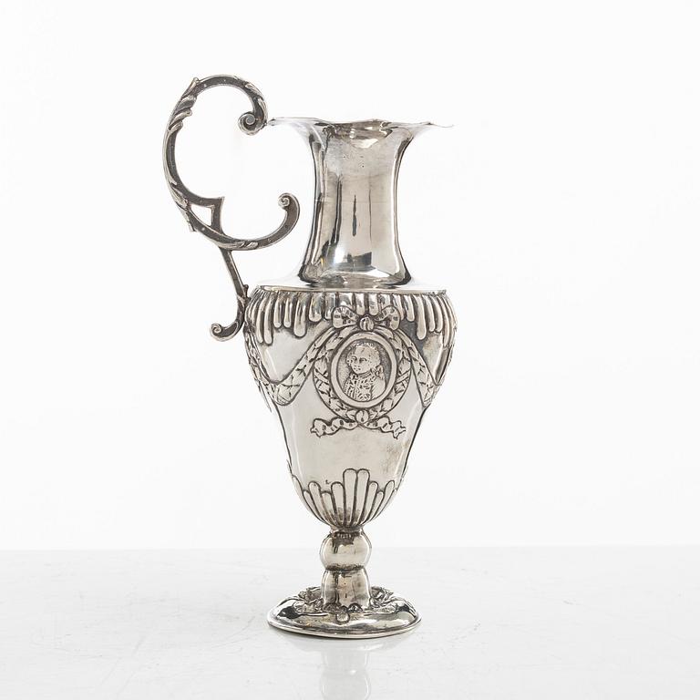 A silver vase, Germany, around the turn of the 20th century.