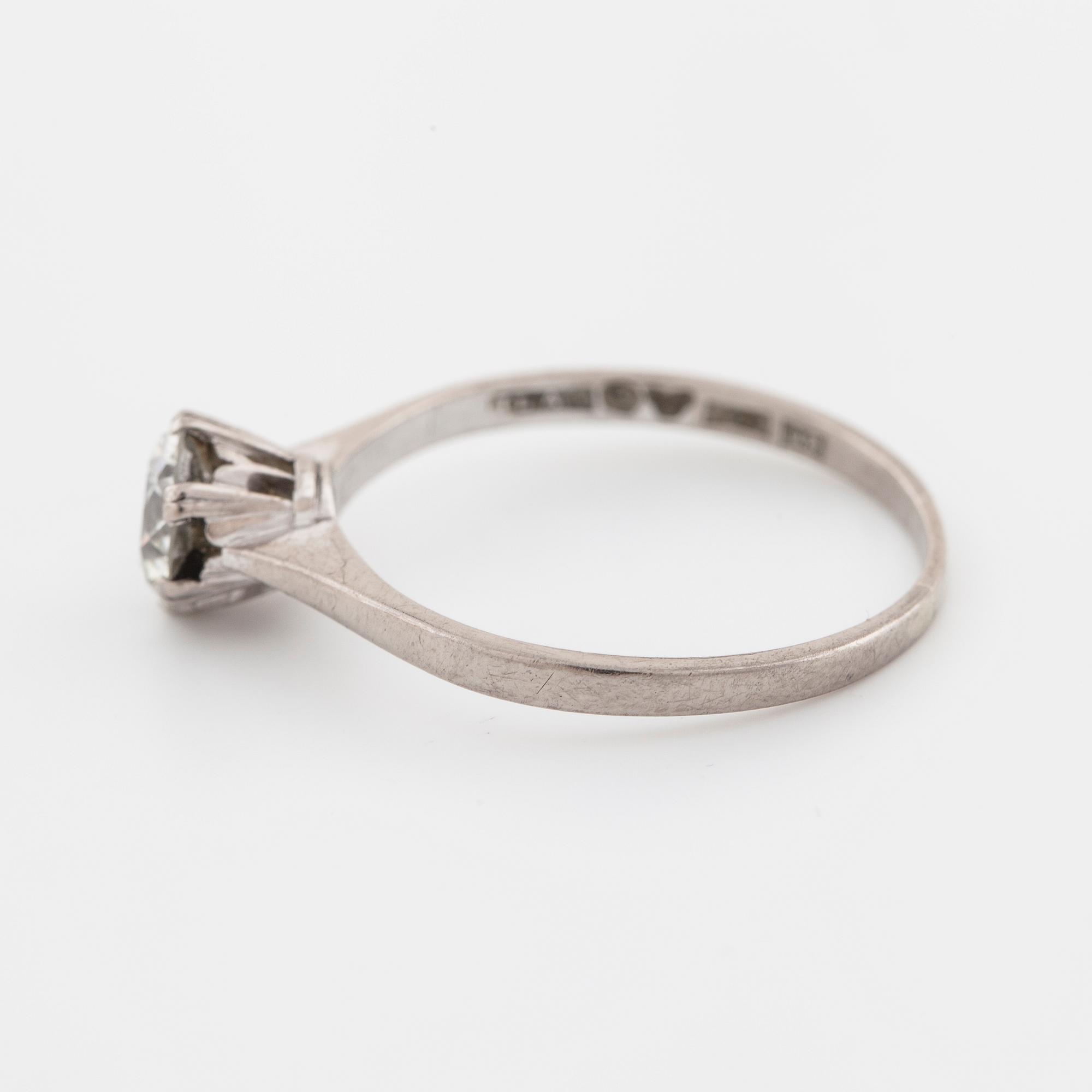 A brilliant cut diamond ring by Evert Lindberg, Göteborg, 1966.