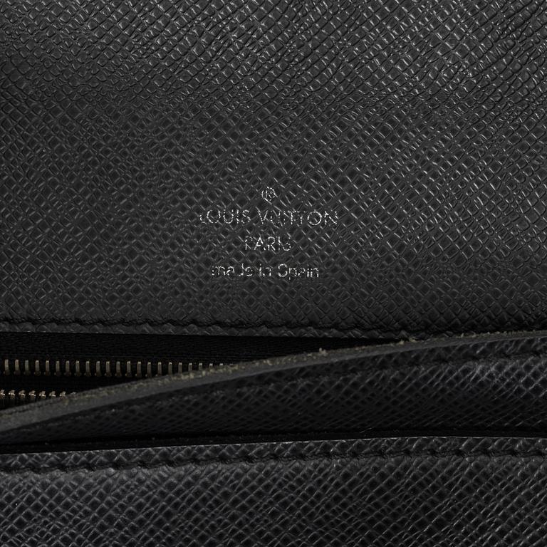 Louis Vuitton, A pochette, 2010.