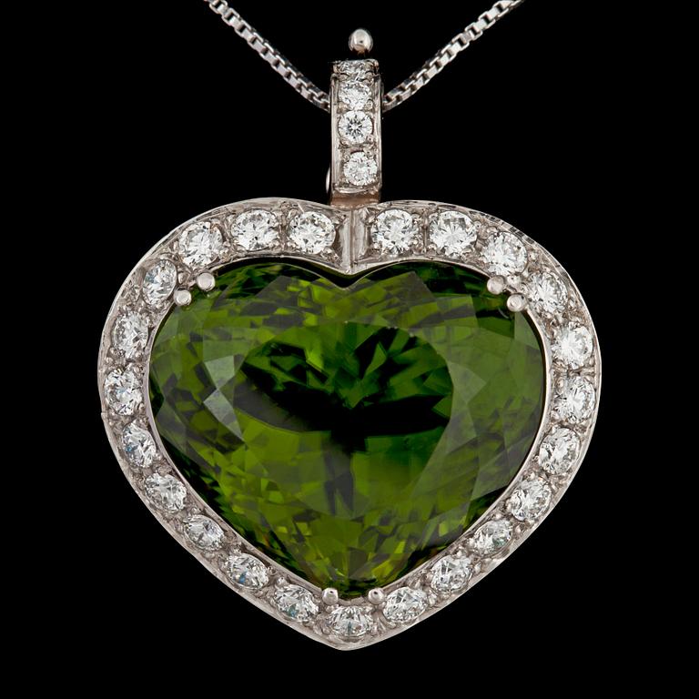 HÄNGE och KEDJA. Hänge med peridot ca 45.00 ct samt briljantslipade diamanter totalt ca 1.50 ct.
