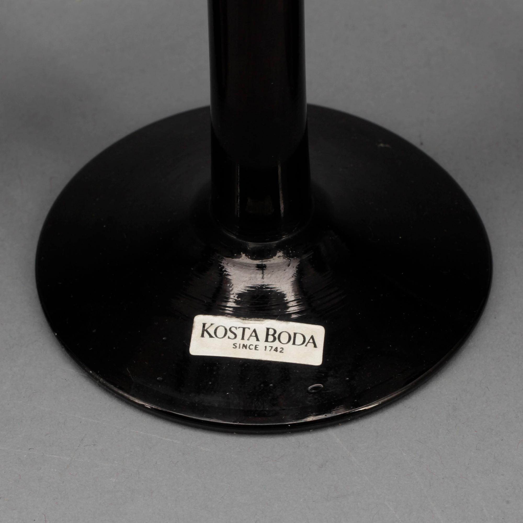 VINGLAS, 4 st, glas, Ulrika Hydman-Vallien, Kosta Boda, signerade.