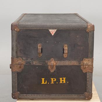 RESEGARDEROB, Mendel Wardrobe, 1900-talets första hälft.