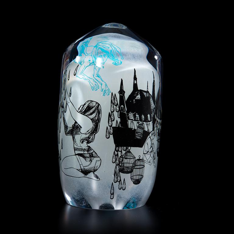 SINI MAJURI & ELLA VARVIO, GLAS SKULPTUR. Serieteckning i glas, Rengnig Stad. Sign. 2015.