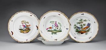 TALLRIKAR, fyra stycken, porslin. Meissen, 2:a sortering.