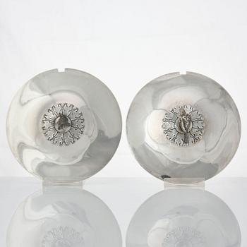 Adolf Zethelius, sockerskålar med lock, ett par snarlika, Stockholm 1817 och 1818. Empire.