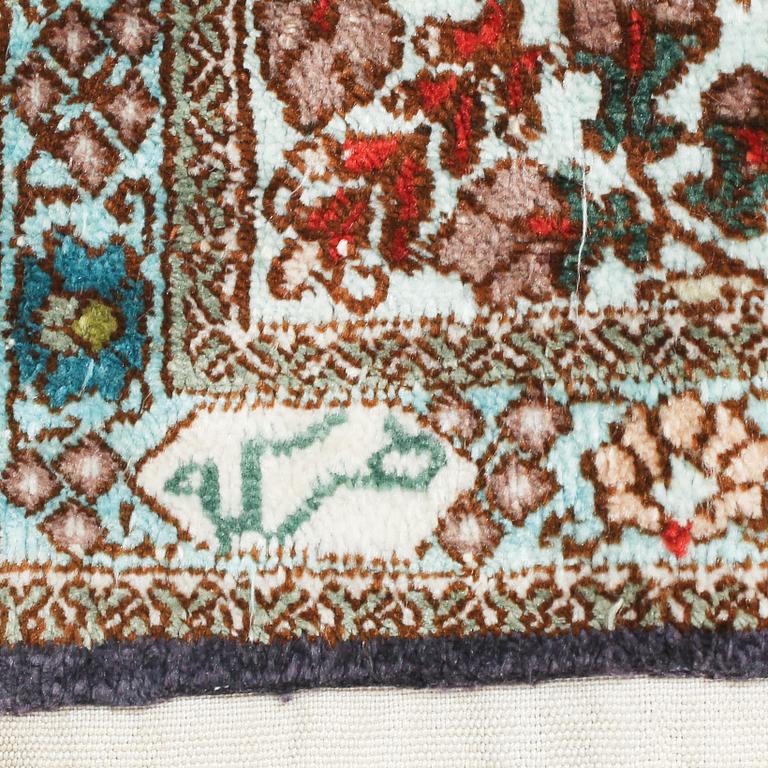 MATTA, möjligen Kashmir, 90 x 60, bär inskription, old.