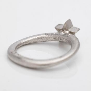 Ole Lynggaard, Ring, “Love”, 18K white gold with brilliant-cut diamonds, designed by Charlotte Lynggaard.