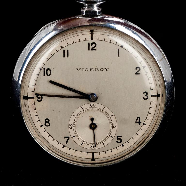 FRACKUR, vit metal, Viceroy (Rolex) kring 1930.