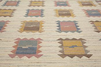 Märta Måås-Fjetterström, a carpet, "Ljusa plador", flat weave, ca 265,5-267 x 197,5-199 cm, signed AB MMF.