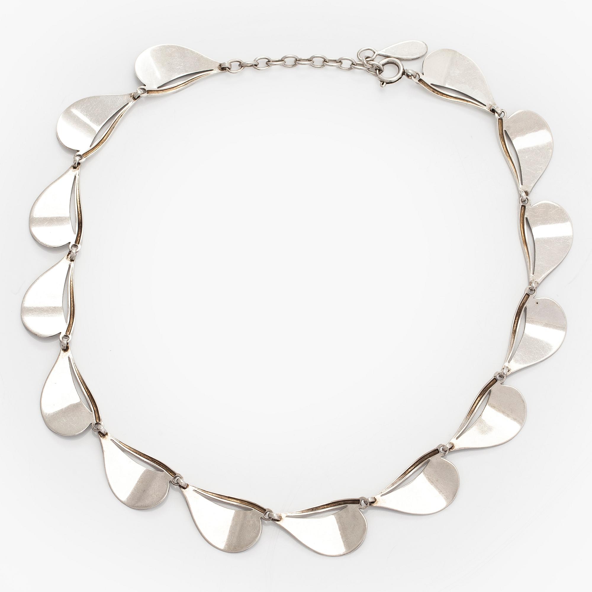 Kaulaketju, hopeaa, tuontileima Tillander 1958.