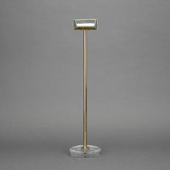 SKÅL PÅ FOT, Gunnar Ander, mässing och glas, Ystad Metall, stämplad undertill.