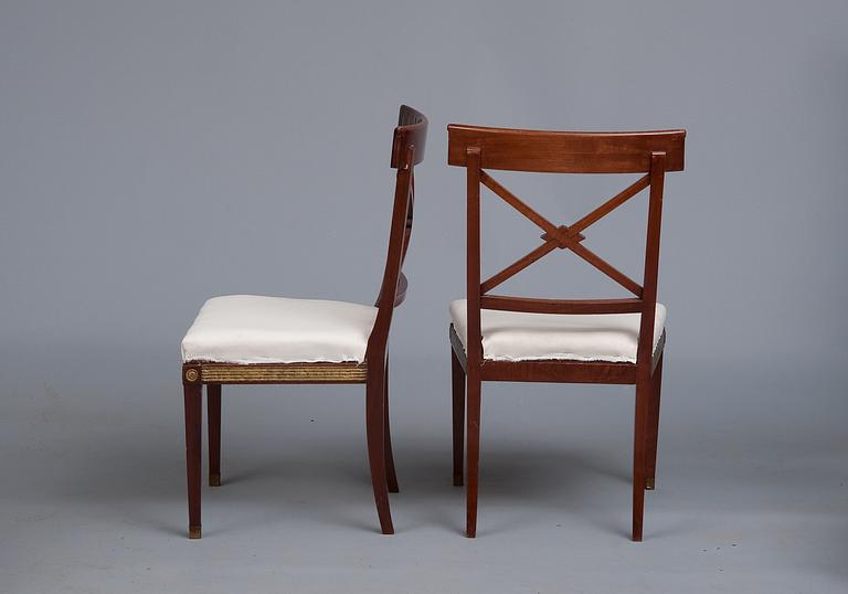 A SET OF FOUR CHAIRS.