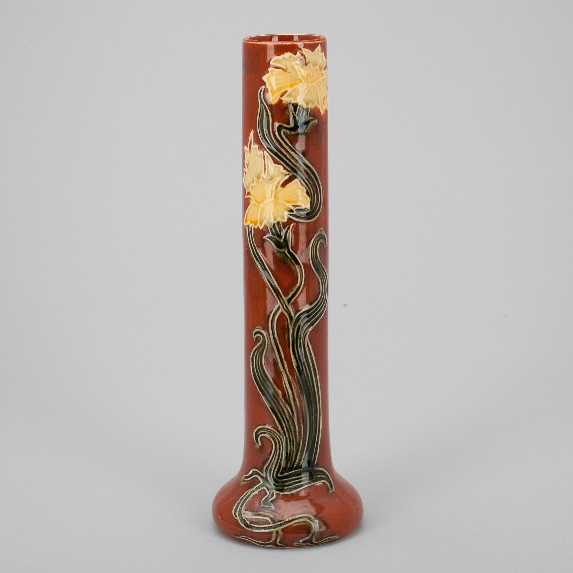 VAS, majolika, Kuznetsov,  Ryssland ca 1900.