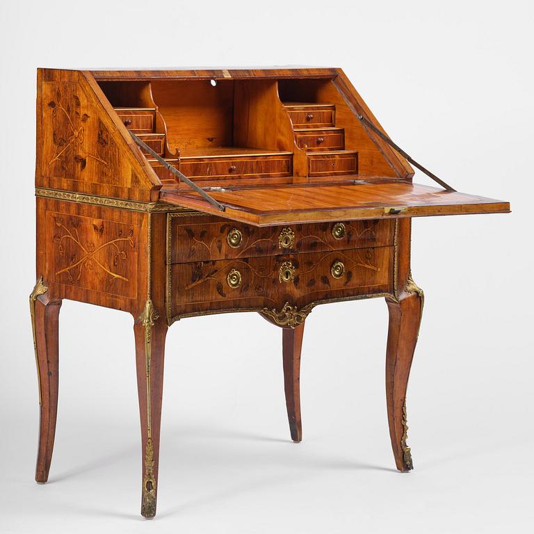 A Gustavian late 18th century secretaire attributed to Jonas Hultsten (master in Stockholm 1773-1794).