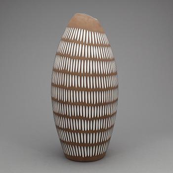 VAS, keramik, "Negro", Ingrid Atterberg, Upsala-Ekeby, signerad.