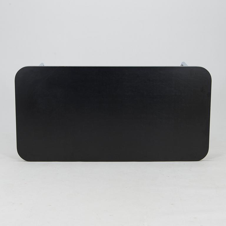 Yrjö Kukkapuro, a 1970s 'Remmi' coffee table for Haimi.