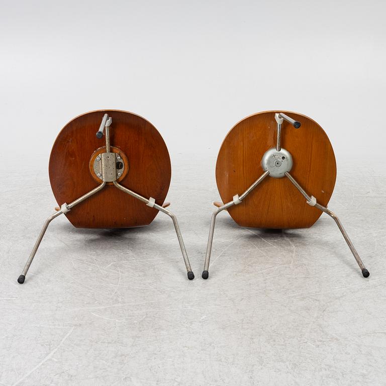 Arne Jacobsen, four 'Ant' chairs, Fritz Hansen, Denmark, 1950s/60s.