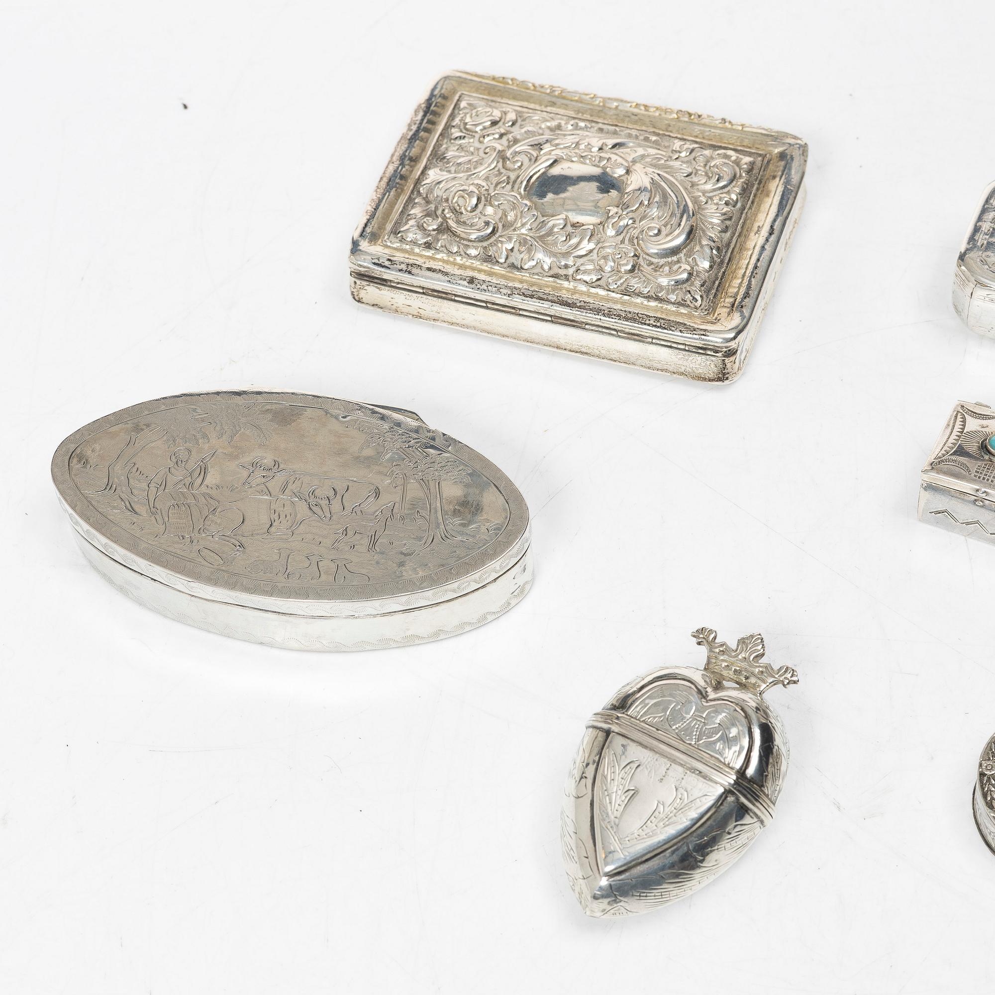 Boxes, 5 pcs, silver, including Germany and Sweden, as well as 3 unmarked boxes.