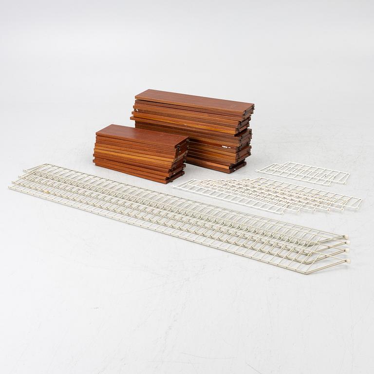 Nils Strinning, Bookcase/shelving system, “String”, 1950s/60s.