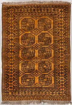 MATTA, old, s.k. guldafghan, ca 244 X 166 cm.