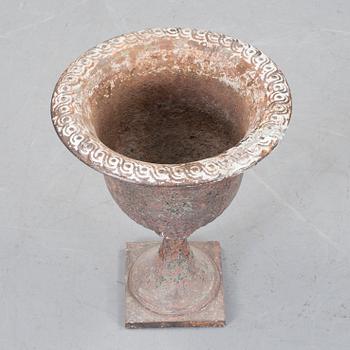 TRÄDGÅRDSURNA, gjutjärn, 1800/1900-tal.