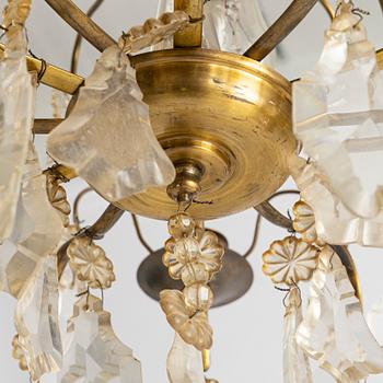 Ljuskrona, rokokostil, 1900-talets första hälft.