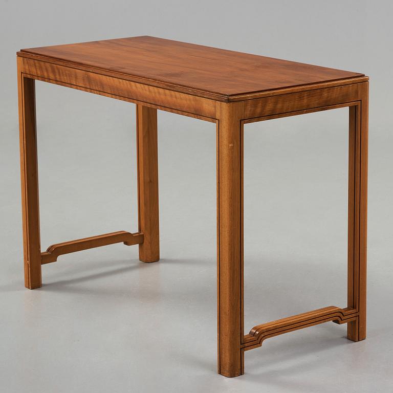 Nils Ahrbom & Helge Zimdahl, a walnut side table/console table, Stockholm 1932.