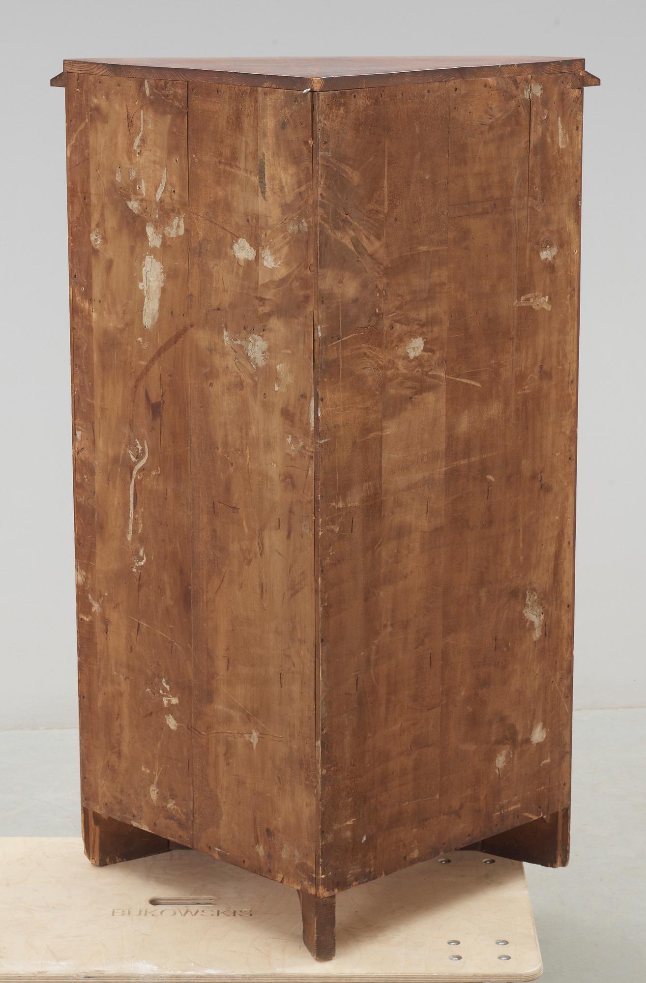 HÖRNSKÅP, senempire, 1800-tal.