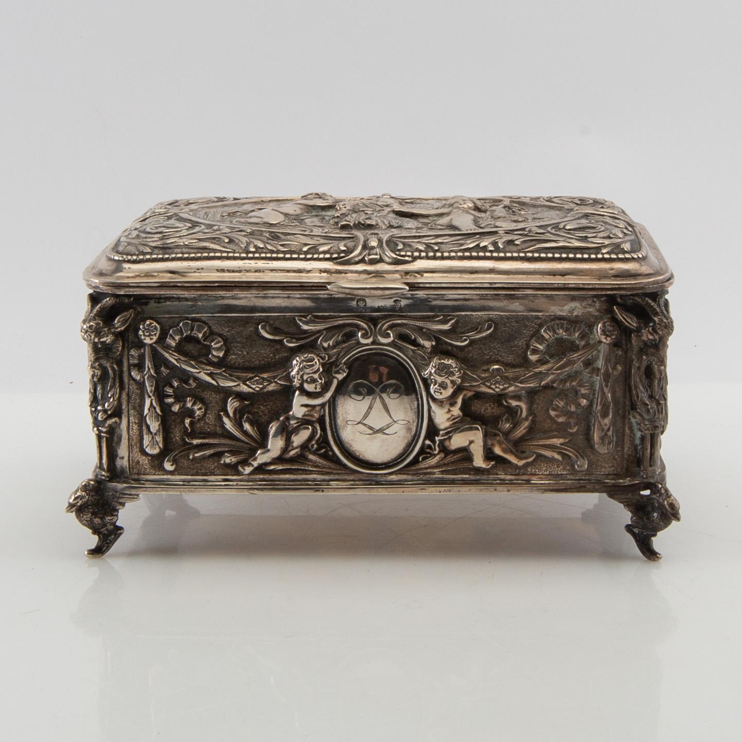 Box, silver circa 1900 Baroque style.