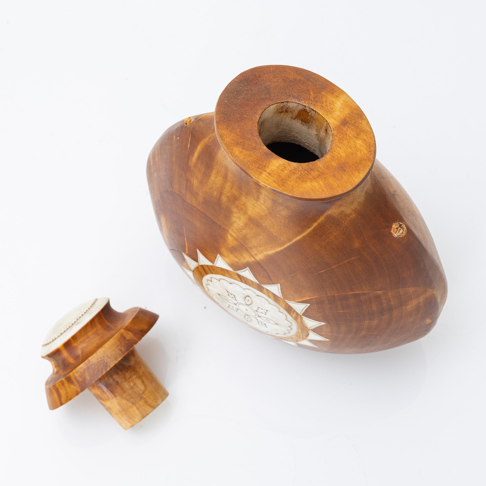 Anders Sunna, saltflaska, signerad.