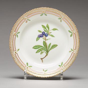 A set of six Royal Copenhagen, 'Flora Danica' dishes, Denmark, 20th Century.