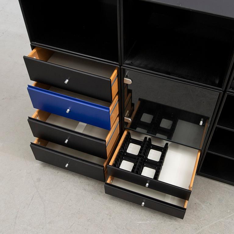 Peter J Lassen, Shelf system, 9 dlr for Montana Denmark.