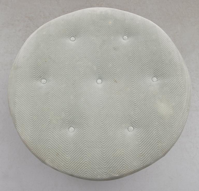 PALL, Josef Frank för Firma Svenskt Tenn. Modellnummer 647.