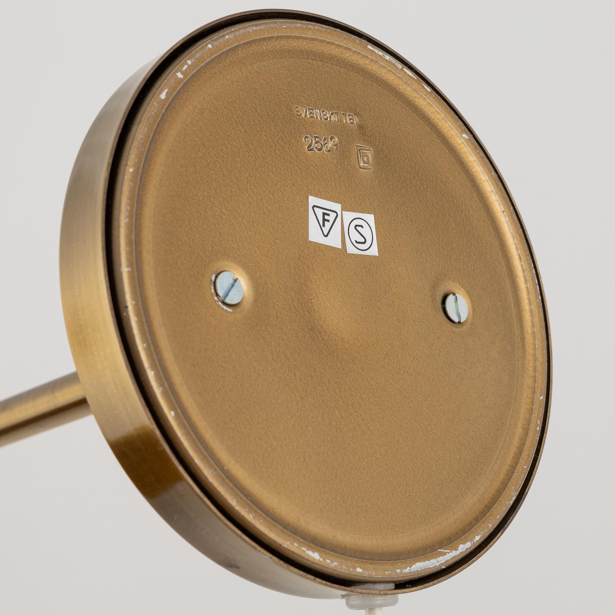 Josef Frank, bordslampa, modell 2569, Firma Svenskt Tenn.