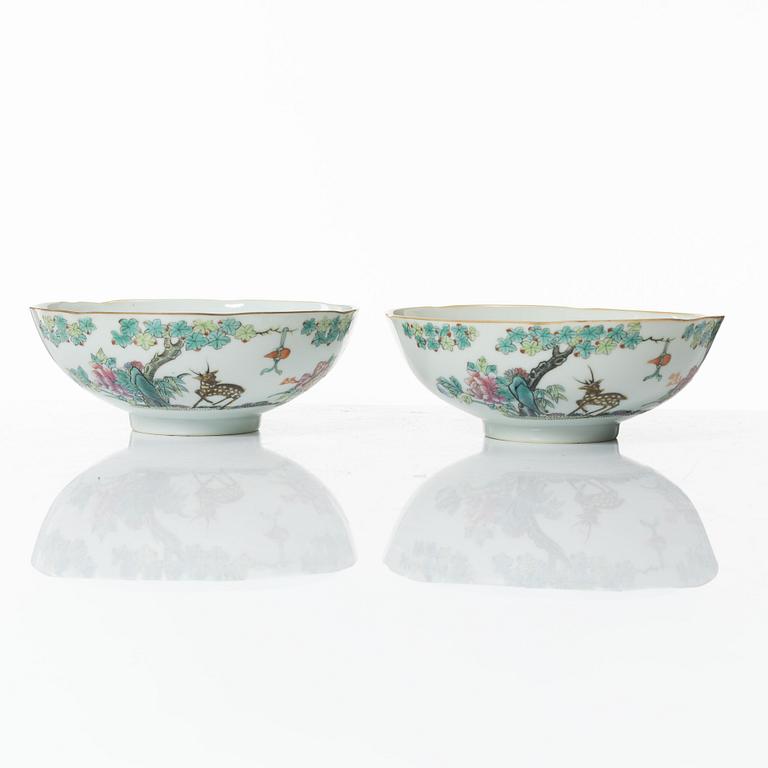 Skålar, sex stycken samt fat, sex stycken, porslin, Kina, sen Qingdynasti / 1900-tal.