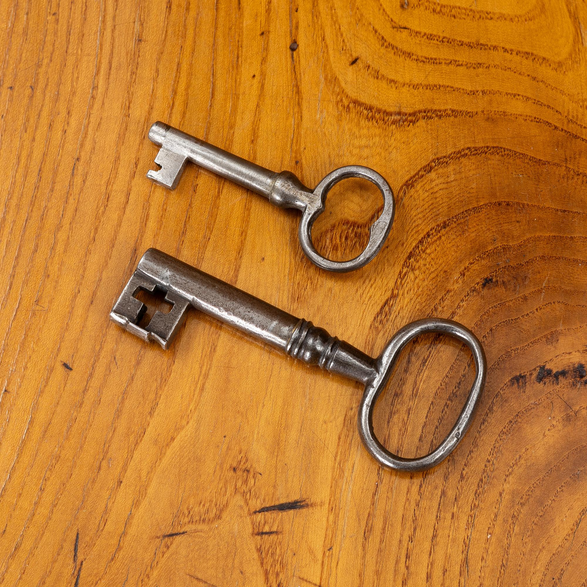 A Swedish rococo burr-alder veneered cabinet, later part 18th century.