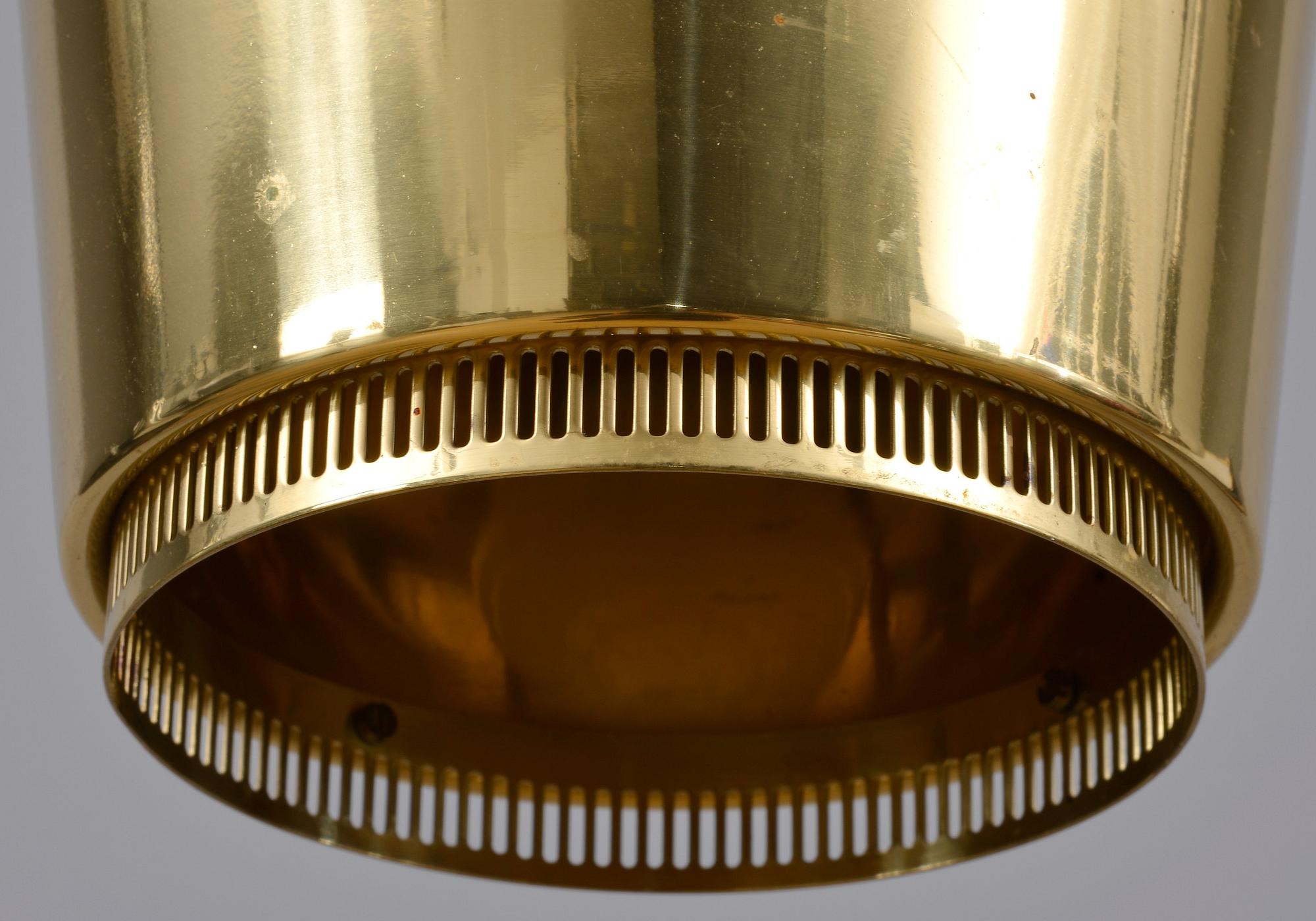 Alvar Aalto, TAKLAMPA A 330.
