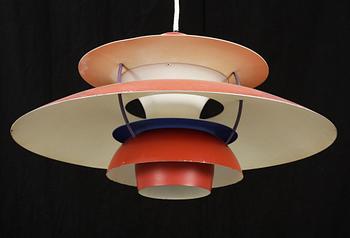TAKLAMPA, "PH 5", Poul Henningsen, Louis Poulsen, Danmark, 1900-talets andra hälft. Höjd ca 26 cm.