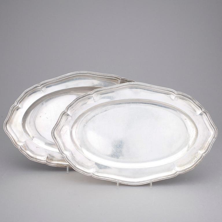 SERVERINGSFAT, 2 st, silver 950. Vikt  1126 gr.