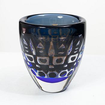 Ingeborg Lundin, a vase, Ariel, Orrefors, 1986.