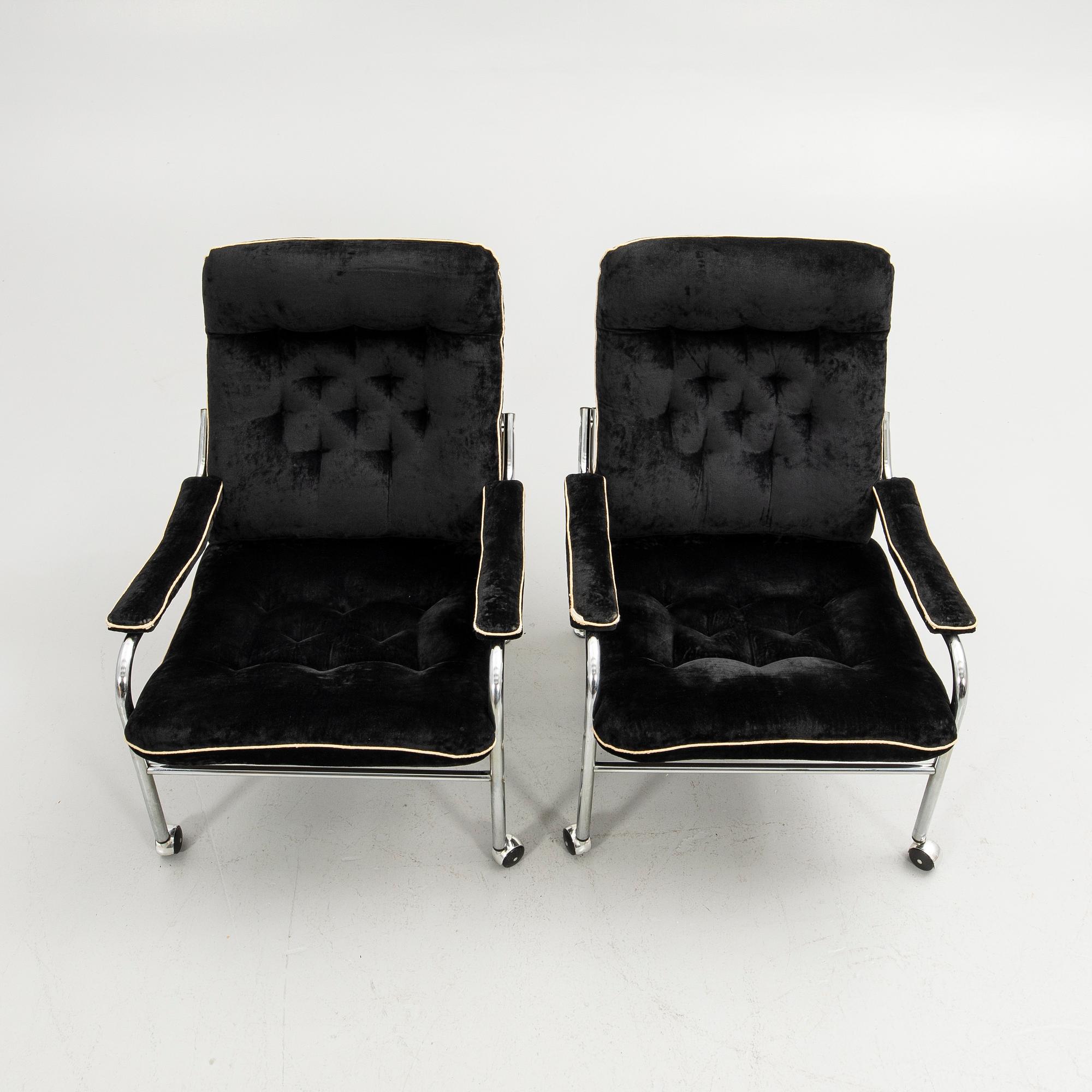 Armchairs, a pair, 1970s.