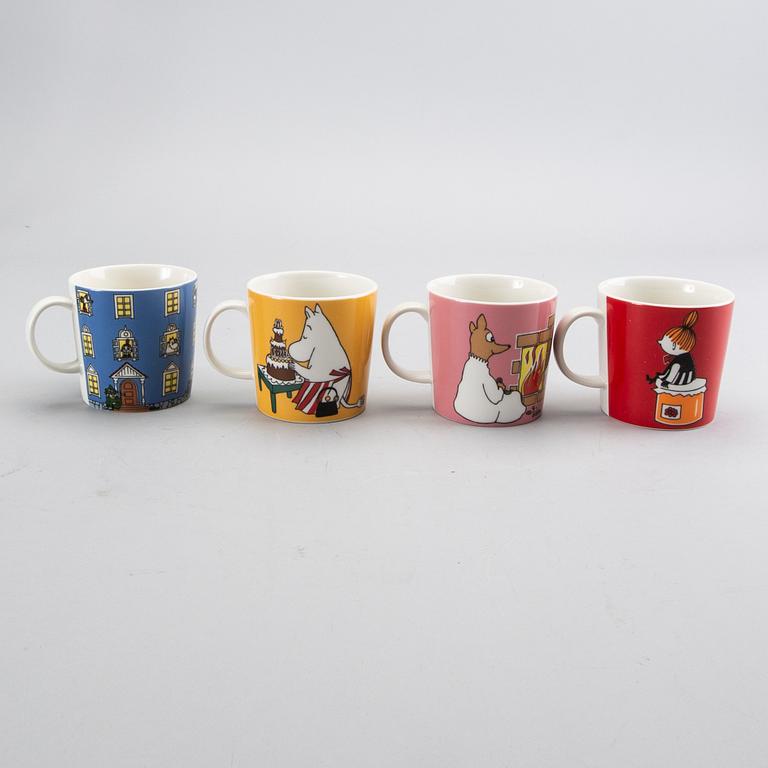 A set of 13 Moomin mugs Arabia 1996-.