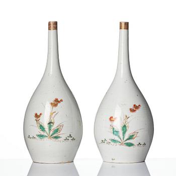 A pair of Japanese vases, Genroku, circa 1700.