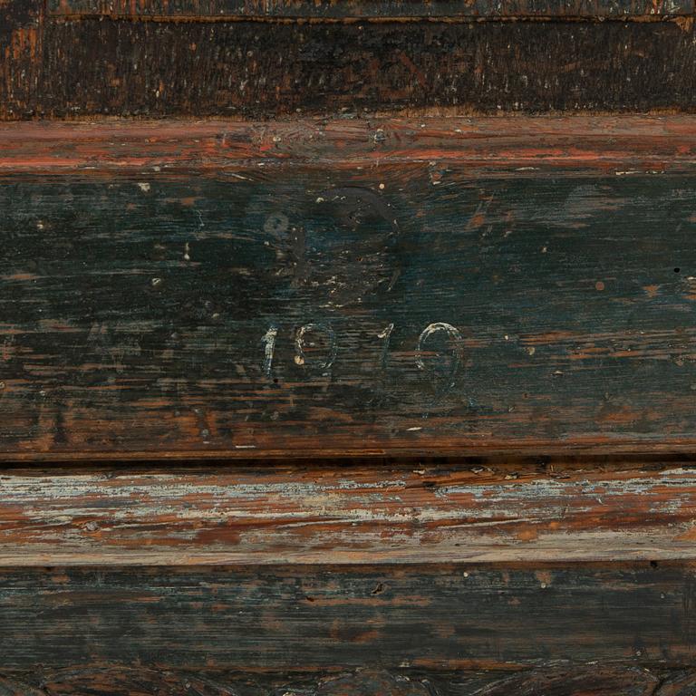 Hängskåp sk  Änglaskåp, daterat 1810.