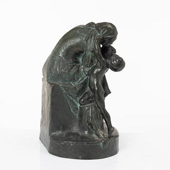 Mother with children.