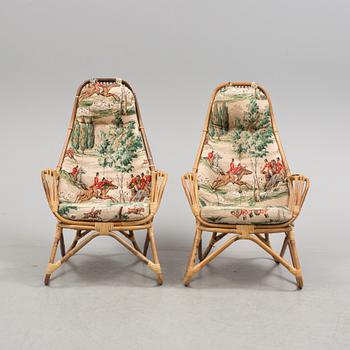 A table an a pair of easy chairs, second half of the 20th century.