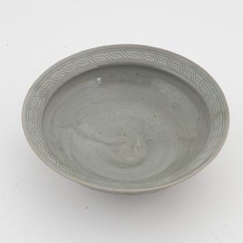 Skålfat, keramik. Sydostasien, 1900-tal.